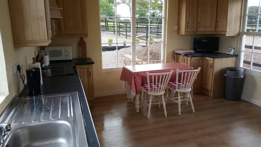 The Stable Lodge Cannaway House Macroom Esterno foto